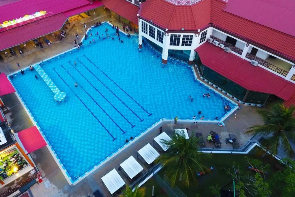 Lotus Desaru Beach Resort, 2 Bdrms, W/Splash Park Bandar Penawar Ngoại thất bức ảnh