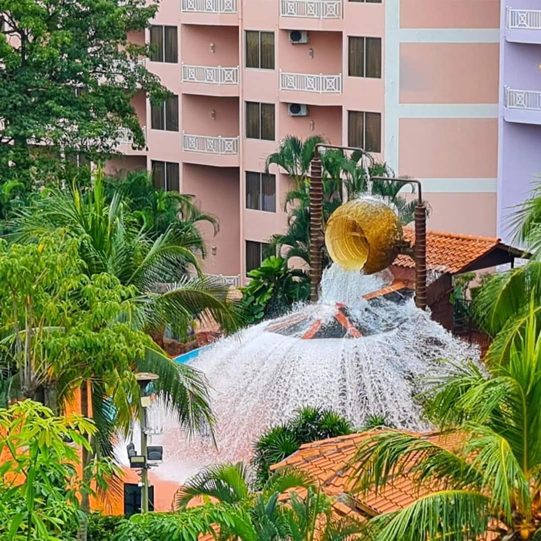 Lotus Desaru Beach Resort, 2 Bdrms, W/Splash Park Bandar Penawar Ngoại thất bức ảnh