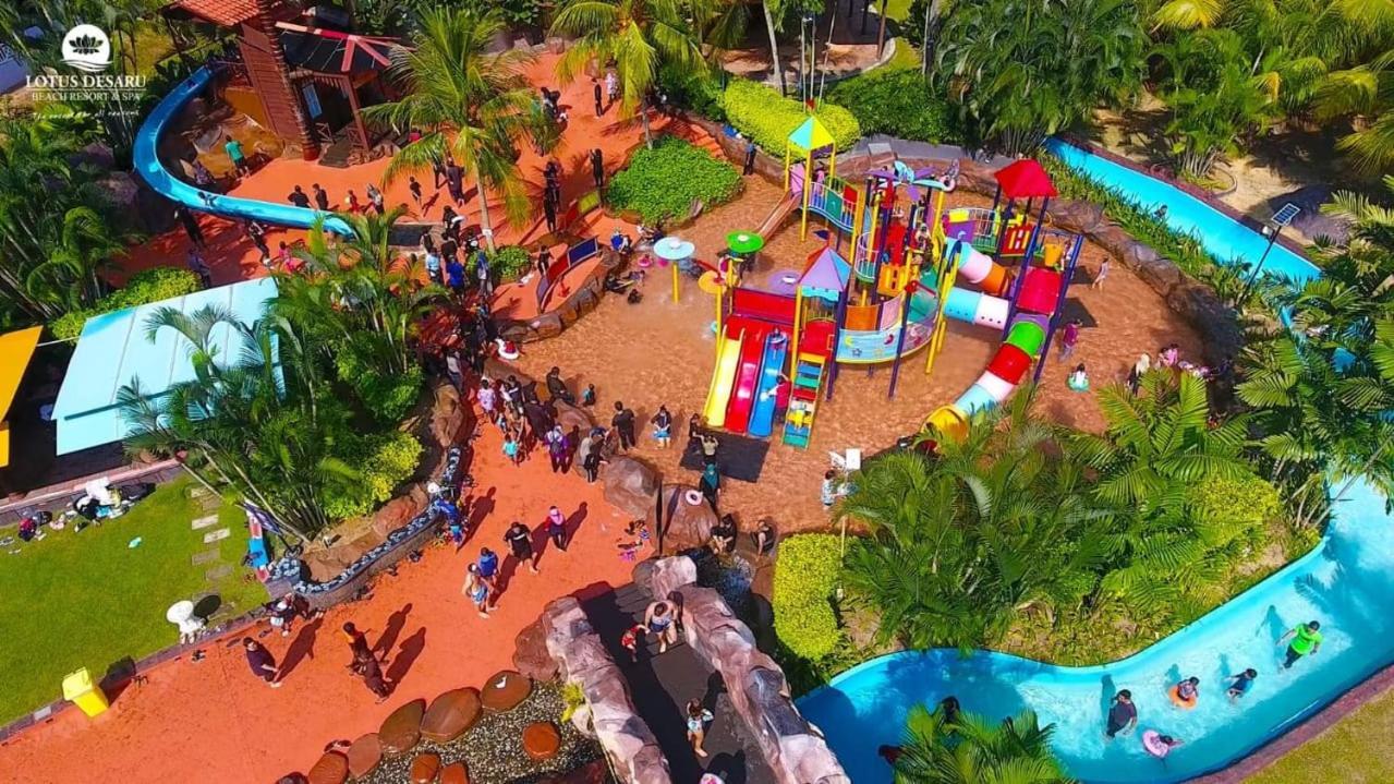 Lotus Desaru Beach Resort, 2 Bdrms, W/Splash Park Bandar Penawar Ngoại thất bức ảnh